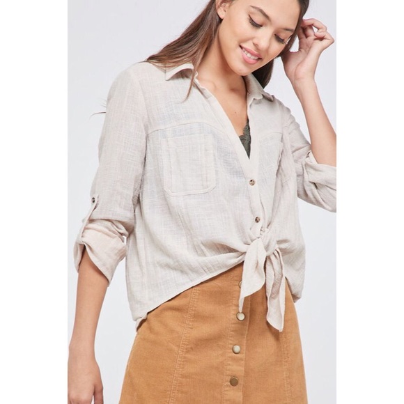 BOUTIQUE CLOSING MAKE AN OFFER - Picture 5 of 6